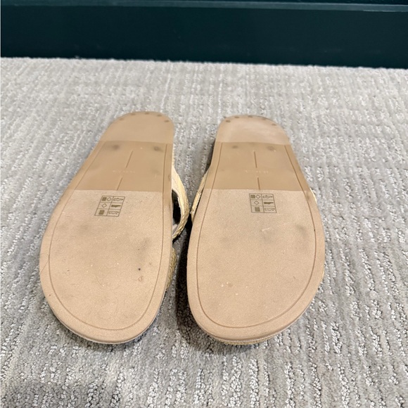 Dolce Vita Women's Selda Raffia Slide Sandal - Picture 6 of 7